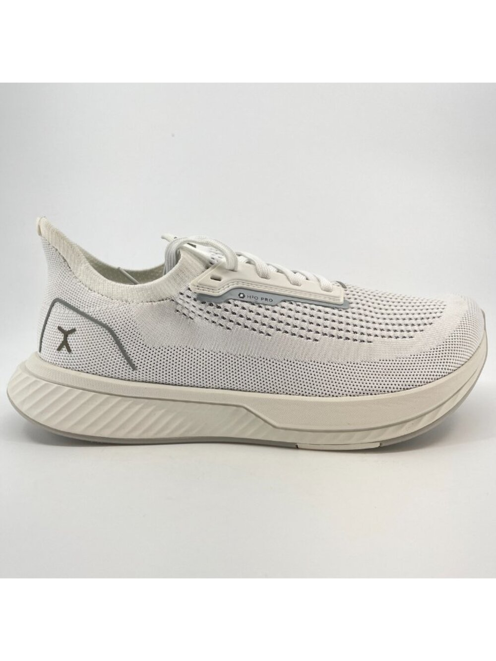 Flux Adapt Runner H2O Pro White Mens Size 10 Athletic Running Shoes Sneakers